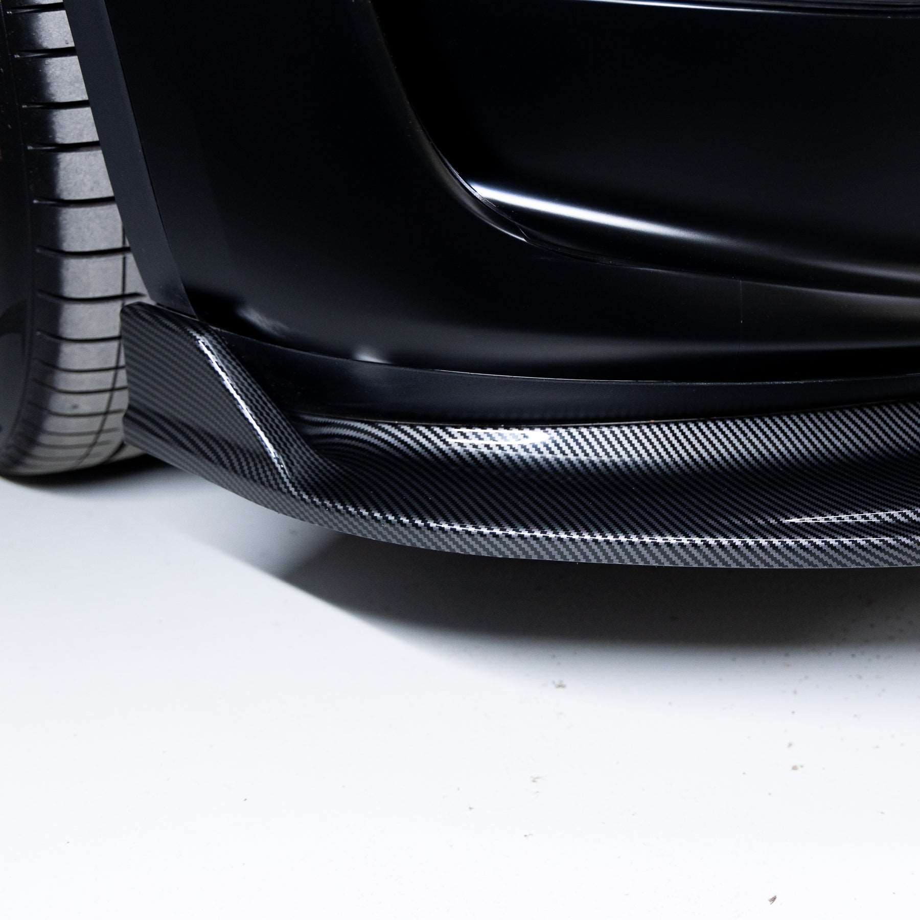 EVF-Style Full Lip Kit for Tesla Model Y - Eevify #colour_gloss carbon fibre-style