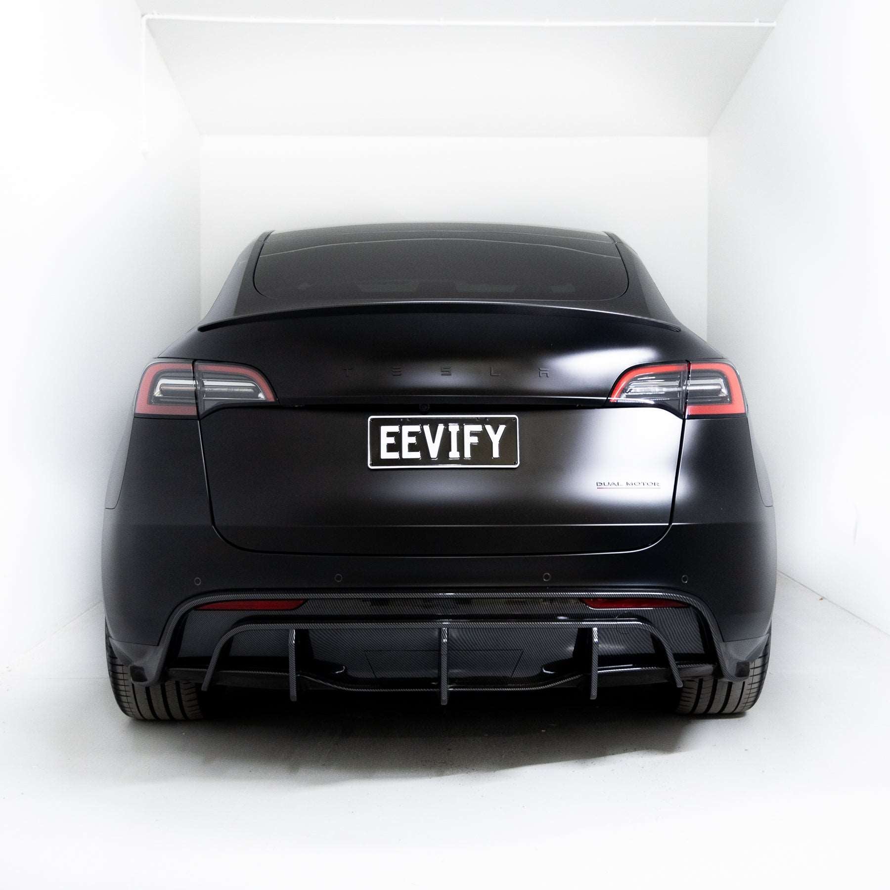 EVF-Style Rear Diffuser Bumper for Tesla Model Y - Eevify #colour_gloss carbon fibre-style