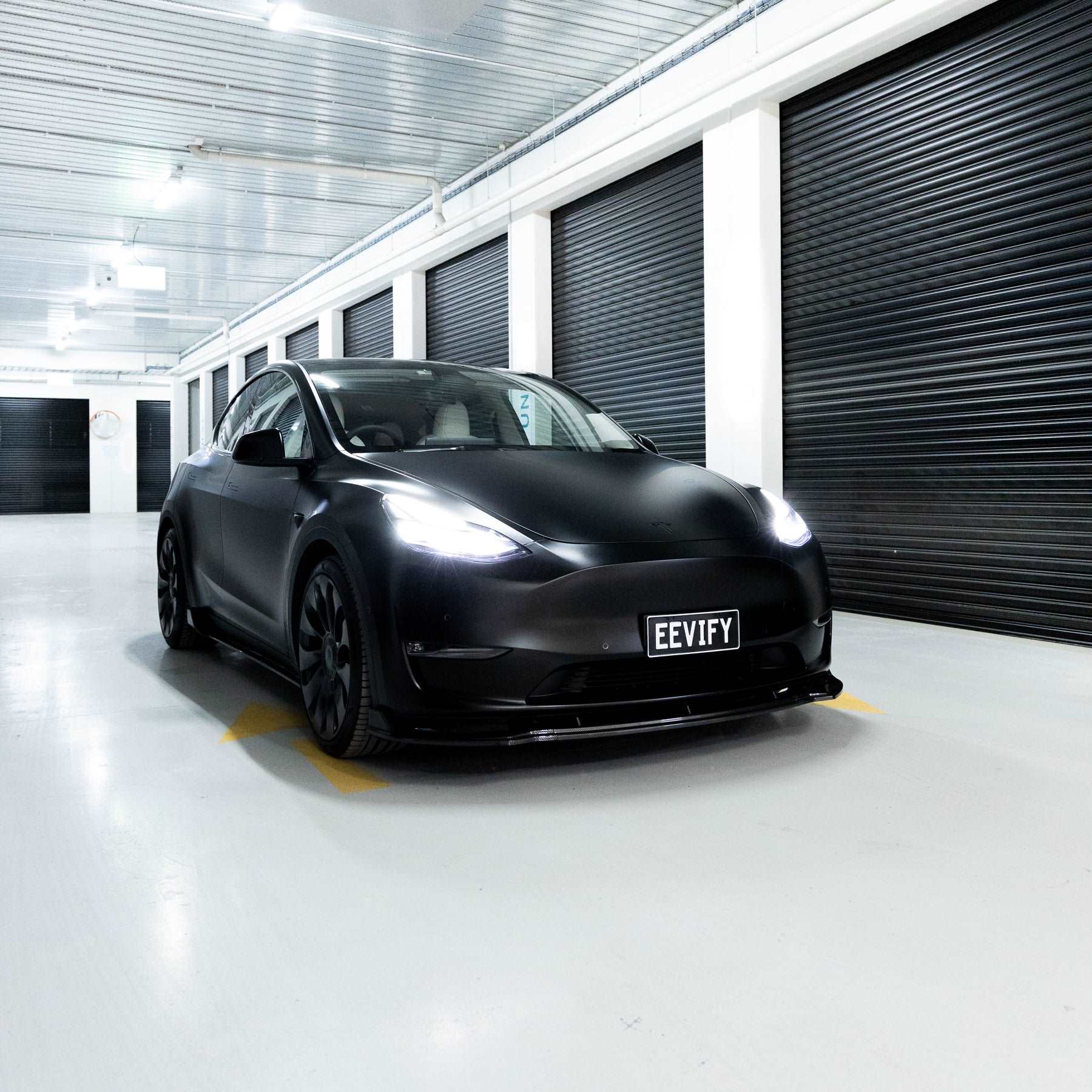 EVF-Style Side Skirts for Tesla Model Y - Eevify #colour_gloss carbon fibre-style